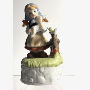 VTG1992 Summit Collection Music Box Lamb Thank Heaven for Little Girls Works